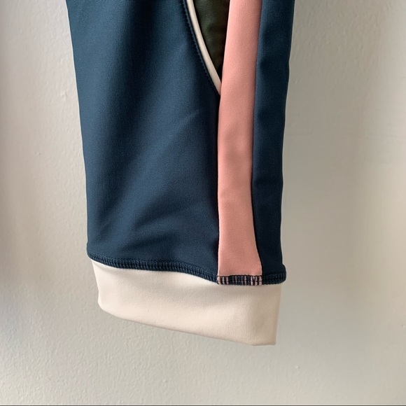 The Upside Himalaya full length leggings in Jewel - Picture 9 of 16